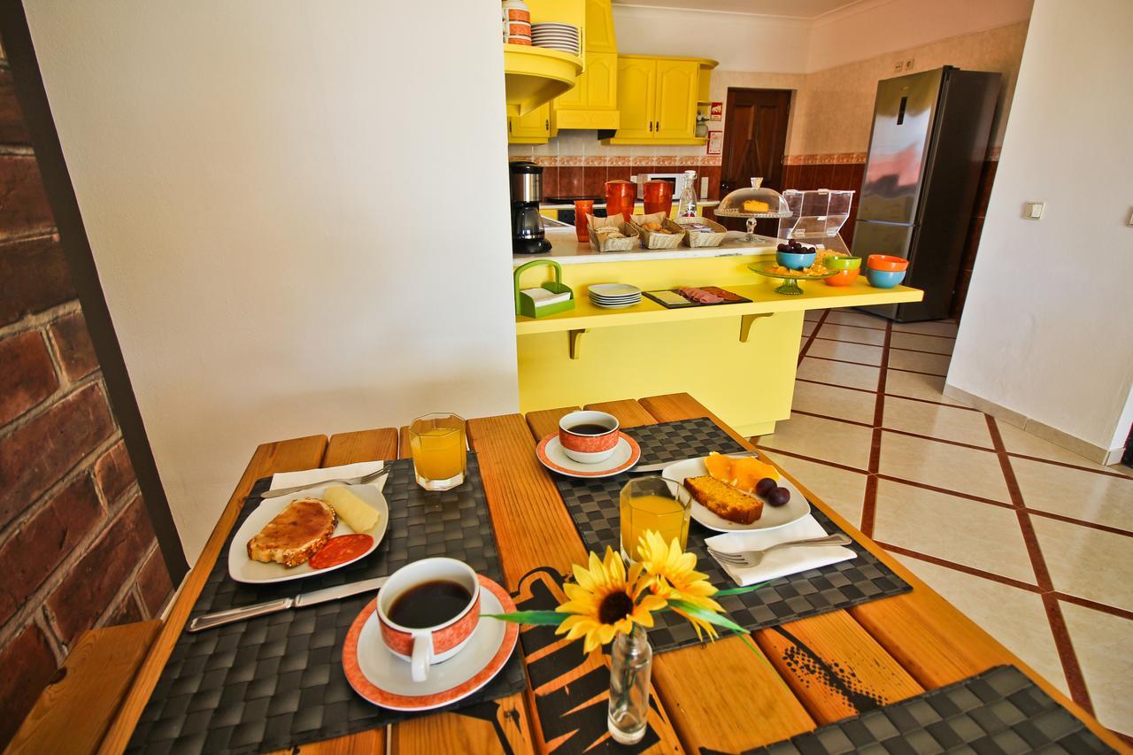 Suite Thing Hostel Lagos Exterior photo